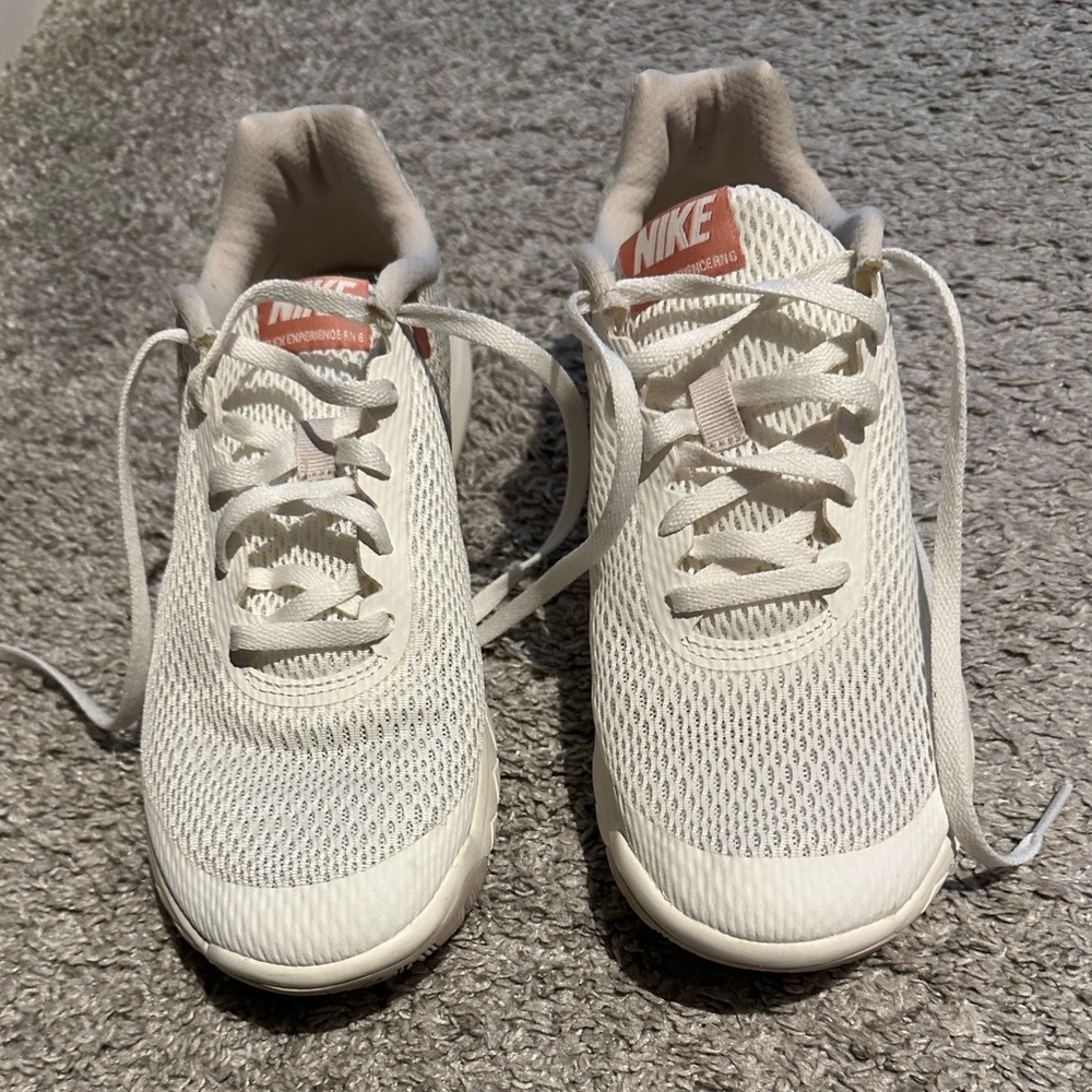 Nike Flex Experience RN 6 Sail Metallic Rose Gold